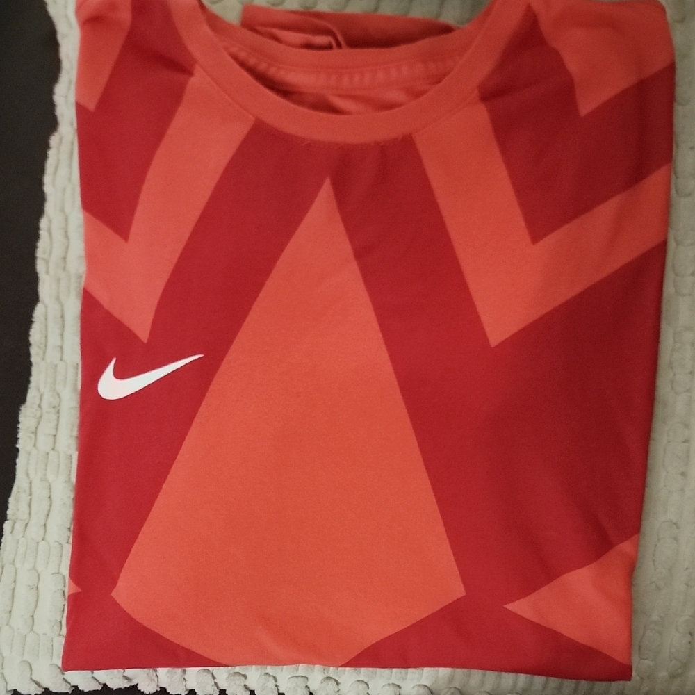 Nike FC Red Tee with Graphic Design